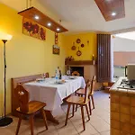 2 Bedroom Lovely In *