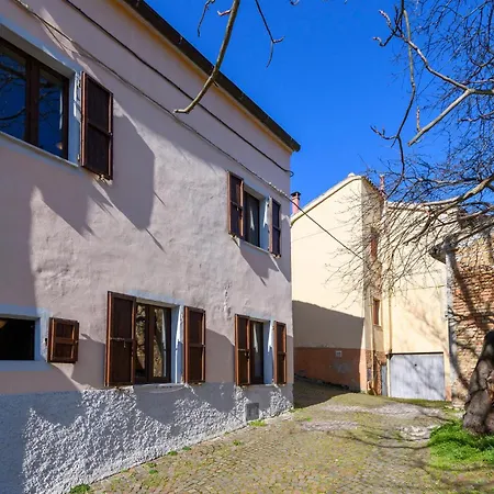 2 Bedroom Lovely In Ferienhaus