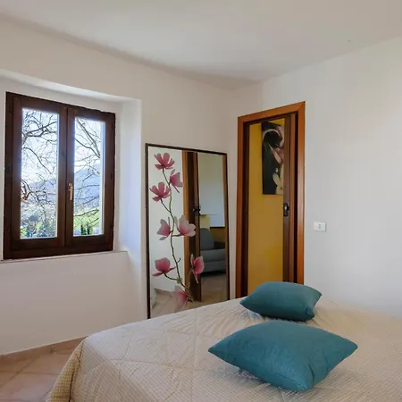 2 Bedroom Lovely In * Frontale
