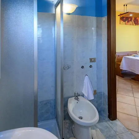 2 Bedroom Lovely In 別荘 *