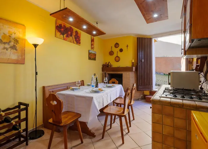 2 Bedroom Lovely In *