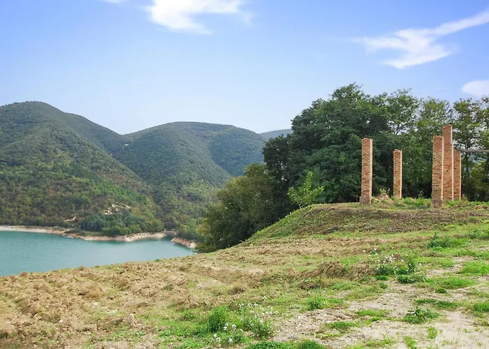 2 Bedroom Lovely In Σπίτι διακοπών *